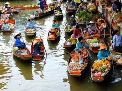 Mekong Delta Cai Be Floating Market & Vinh Long Day Tour