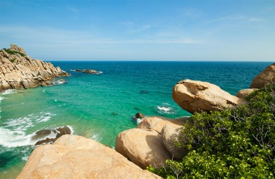 Cù Lao Câu Bình Thuận - Chiêm ngưỡng biển đá đẹp tinh khôi